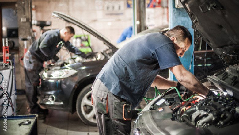 Authentic Maruti Body Shop in Noida of SK Group