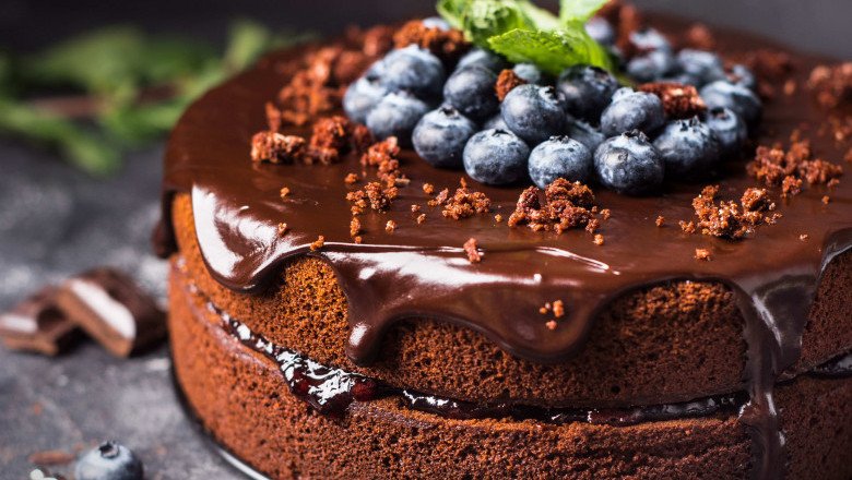 Delicious and Designer Online Cake Order by Dees Bake Studio