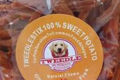 Get the Best Treats and Organic Tick Repellent for Your Pet