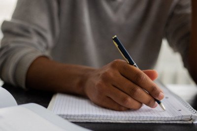 Are Online Classes Worth It? 12 Pros &amp; Cons Of Online Learning