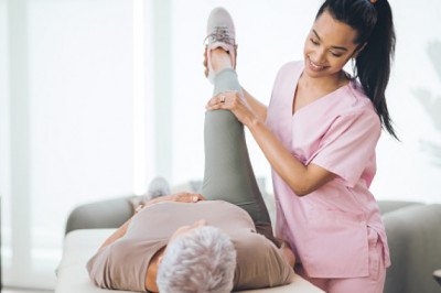 Best Female Physiotherapist in Madurai