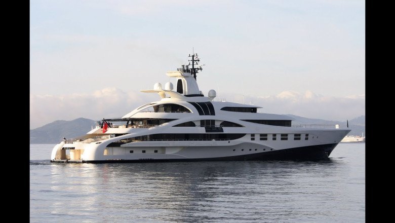 Superyacht Are Large, Luxurious Pleasure Vessels