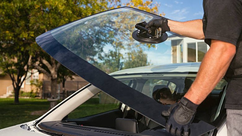 The Benefits of Professional Windshield Replacement