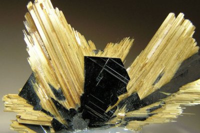TiO2 Makes Up Rutile, A Mineral Composed Of Titanium Dioxide