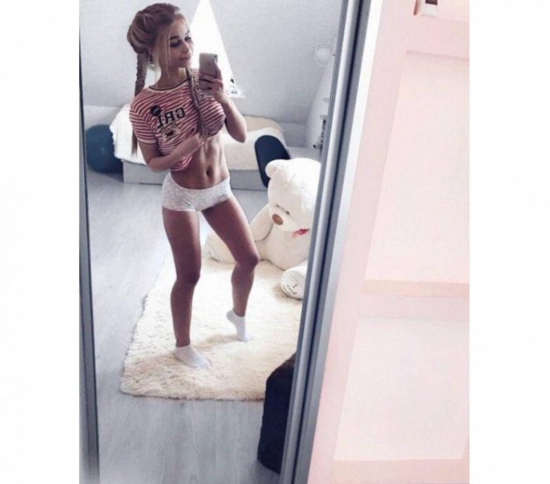 Chelmsford Escorts