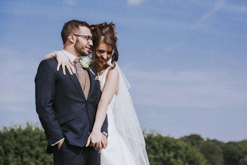 How to Find the Best Wedding Photographers Near Colchester