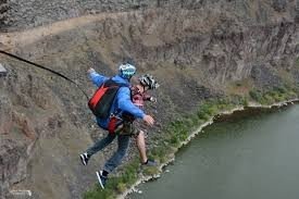 Go BASE Jumping