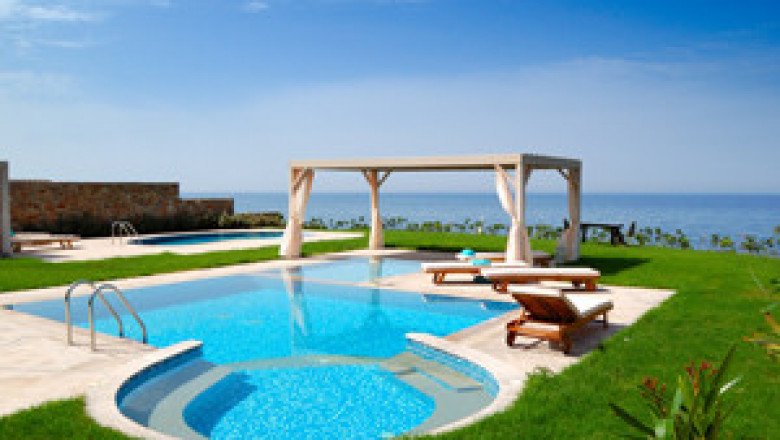 Artificial Grass- The Crystal Choice For Your House
