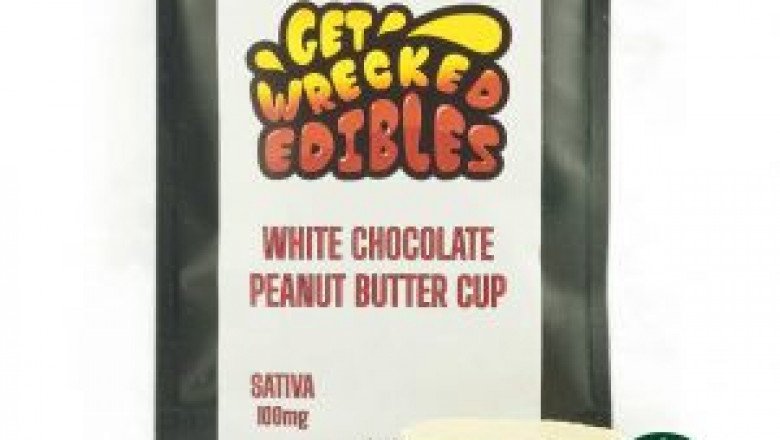 Get Wrecked Edibles – White Chocolate Peanut Butter Cup 100mg THC (Sativa)