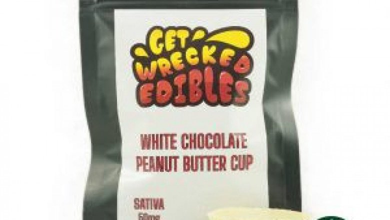 Get Wrecked Edibles – White Chocolate Peanut Butter Cup 50mg THC (Sativa)