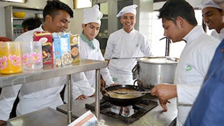 How to prepare for studying abroad after Hotel Management?
