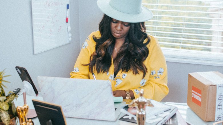 Why do female founders receive less capital even though they deliver better results?
