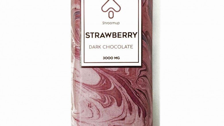 SHROOMUP - STRAWBERRY DARK CHOCOLATE BAR - 3000MG
