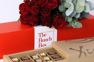 Gifts Hampers with flowers