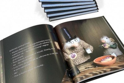 How to improve the gloss of book printing?