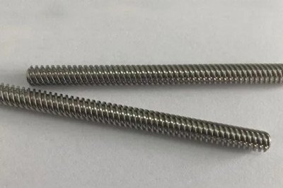 Surface treatment of stainless steel screw
