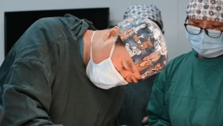 Why is the medical operation theatre cap patterned?
