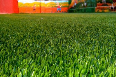 Looking to give your patio a fresh, green appeal? Buy Fake Grass for Patio!