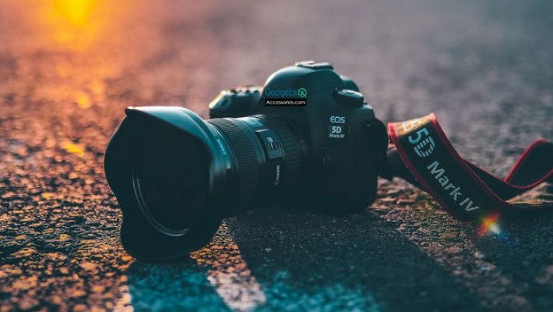Best And High-Quality Cameras For YouTube Vlogging