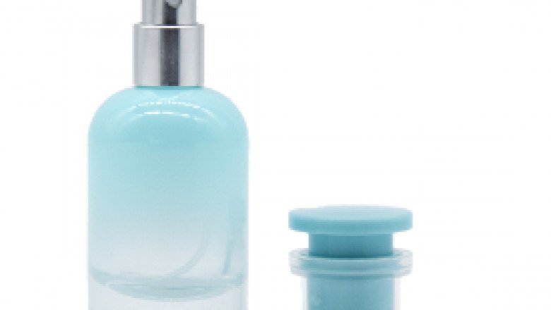 How to clean and dispose of perfume bottles