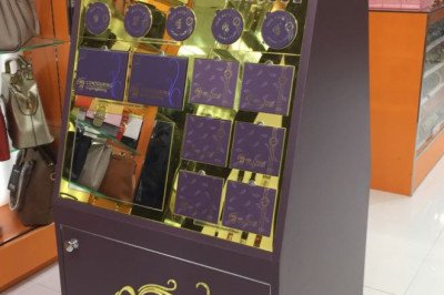 Display Stands Manufacturer Dubai