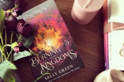 Reds favorites in the direction of indicator OF Shogo Akiyama?