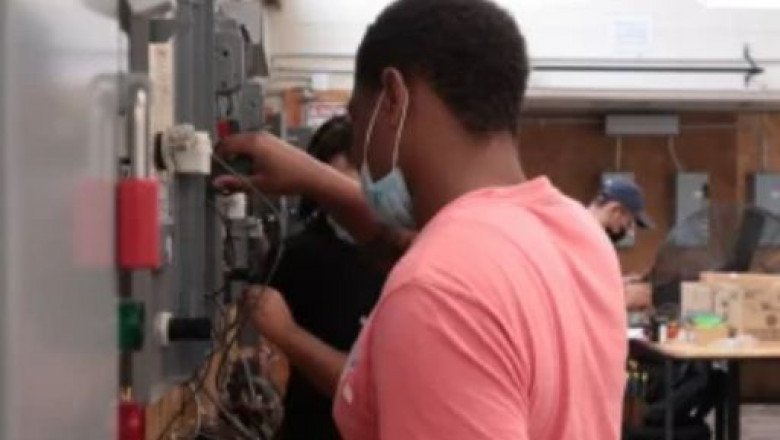 Complete Guide: Create Best Resume for Electrician job