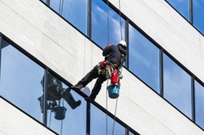 Glass Cleaning Services in Gurgaon