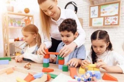 We offer the Best Nursery Teacher Training with career options.
