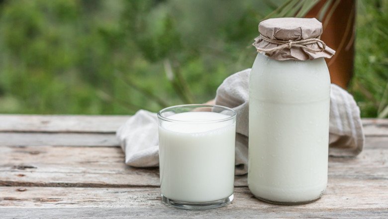 Livestock that is raised organically produces organic milk