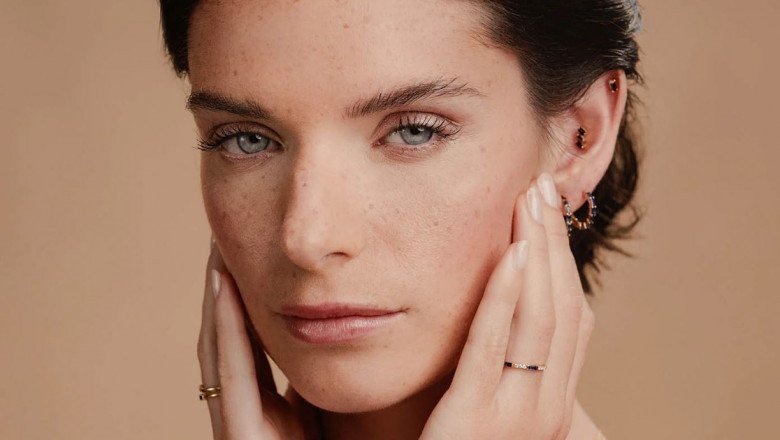 La spécialité de Mayuri est de livrer des colliers de haute joaillerie et des bijoux en vermeil pour femmes