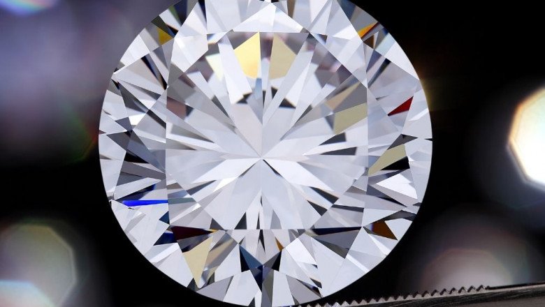 There is expected to be significant growth in the Synthetic Diamond Market due to the growing use in the electronics industry and the increasing number of industrial applications