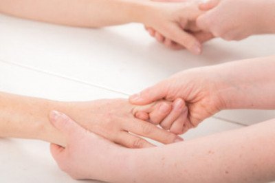 Individuals With Complex Regional Pain Syndrome Must Have A Support System, Including Family And Friends, As Well As Mental Health Professionals Who Can Provide Emotional Support And Coping Strategies