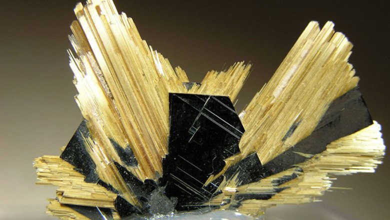 TiO2 Makes Up Rutile, A Mineral Composed Of Titanium Dioxide