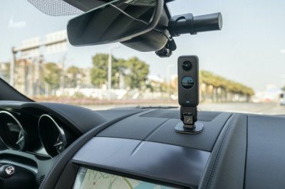 Car Dashcam Capture Gps Data, Steering Angle, Speed, Acceleration/Deceleration G-Force, And Power Supply Voltage