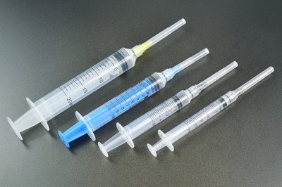 Types of Safety Needles: Which One Is Right for Your Healthcare Facility?